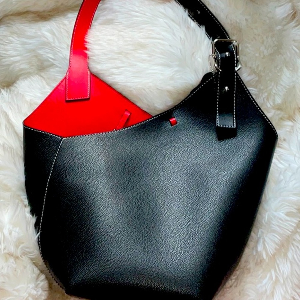 Beautiful handbag, used one time. Leather.